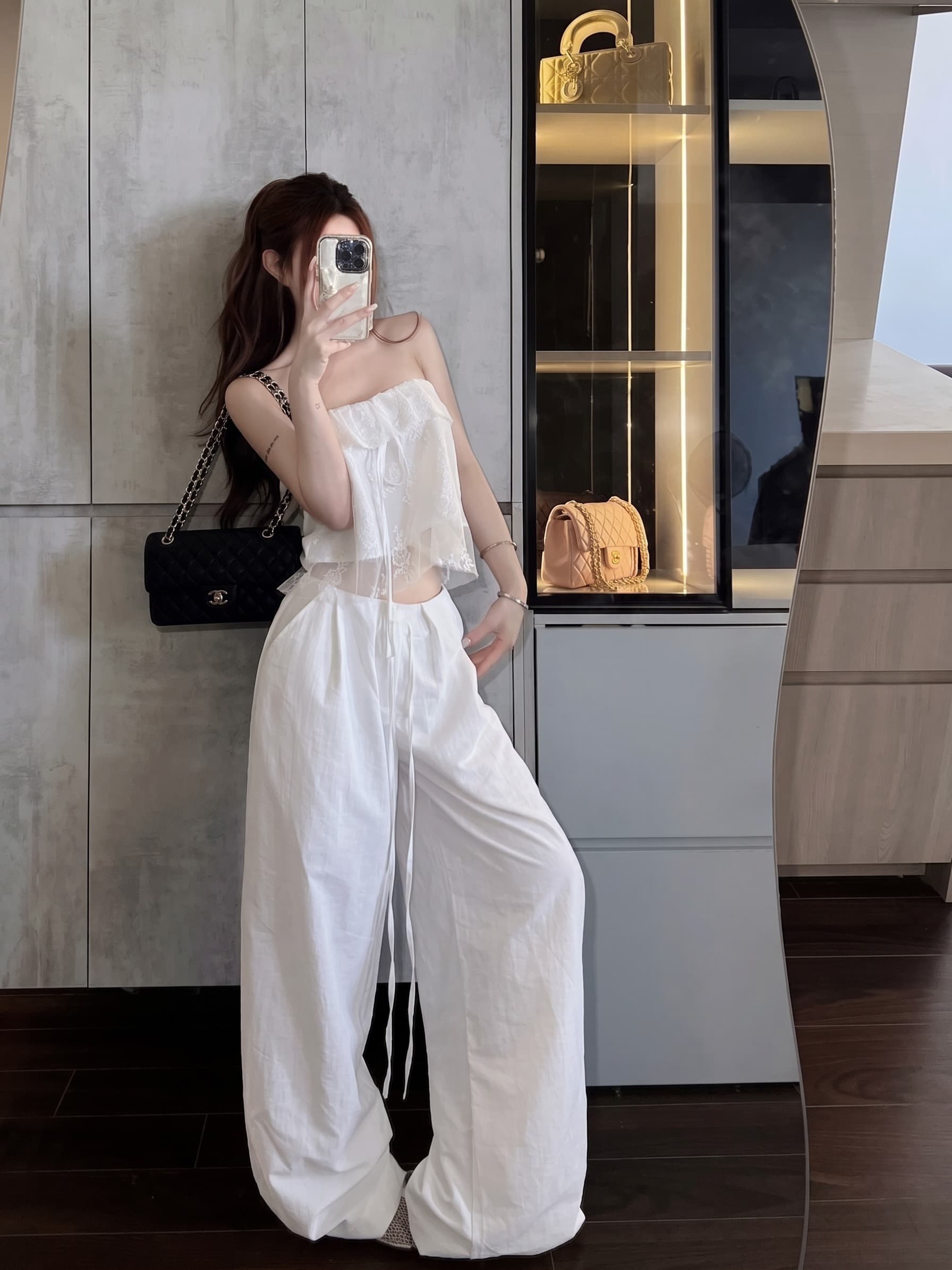 Set Áo Quây Tơ Ren & Quần Suông Trắng - White Sand Set